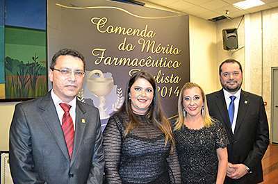 Dr. Marcos Machado, dra. Priscila Dejuste, dra. Raquel Rizzi e dr. Pedro Menegasso