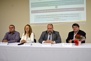 Dr. Luiz Fernando Turini, dra. Maria Esgotti, dr.Antonio Geraldo dos Santos e dr. José Vanilton