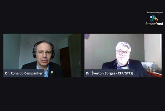 Dr. Ronaldo Campanher e Dr. Everton Borges, que falou sobre Farmacêuticos no Sistema de Justiça - Ações do CFF