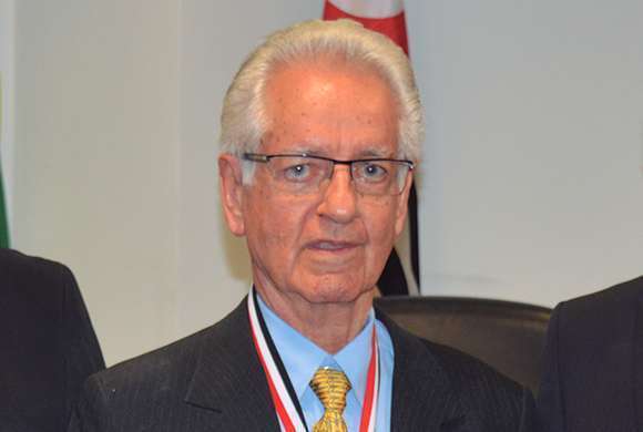 Dr. Gilberto Pozetti