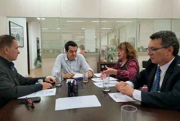 Dr. Marcelo Polacow, secretário Fabricio Cobra Arbex, vereadora Edir Sales e Dr. Marcos Machado