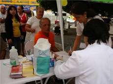 Ação contou com a participação de farmacêuticos voluntários